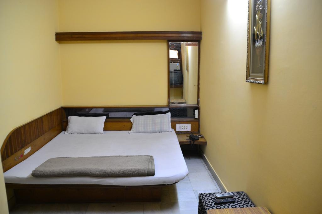 Yes Please Guest House ニューデリー 部屋 写真